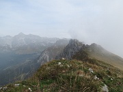 18 Sale la nebbia sulle cime di Bares